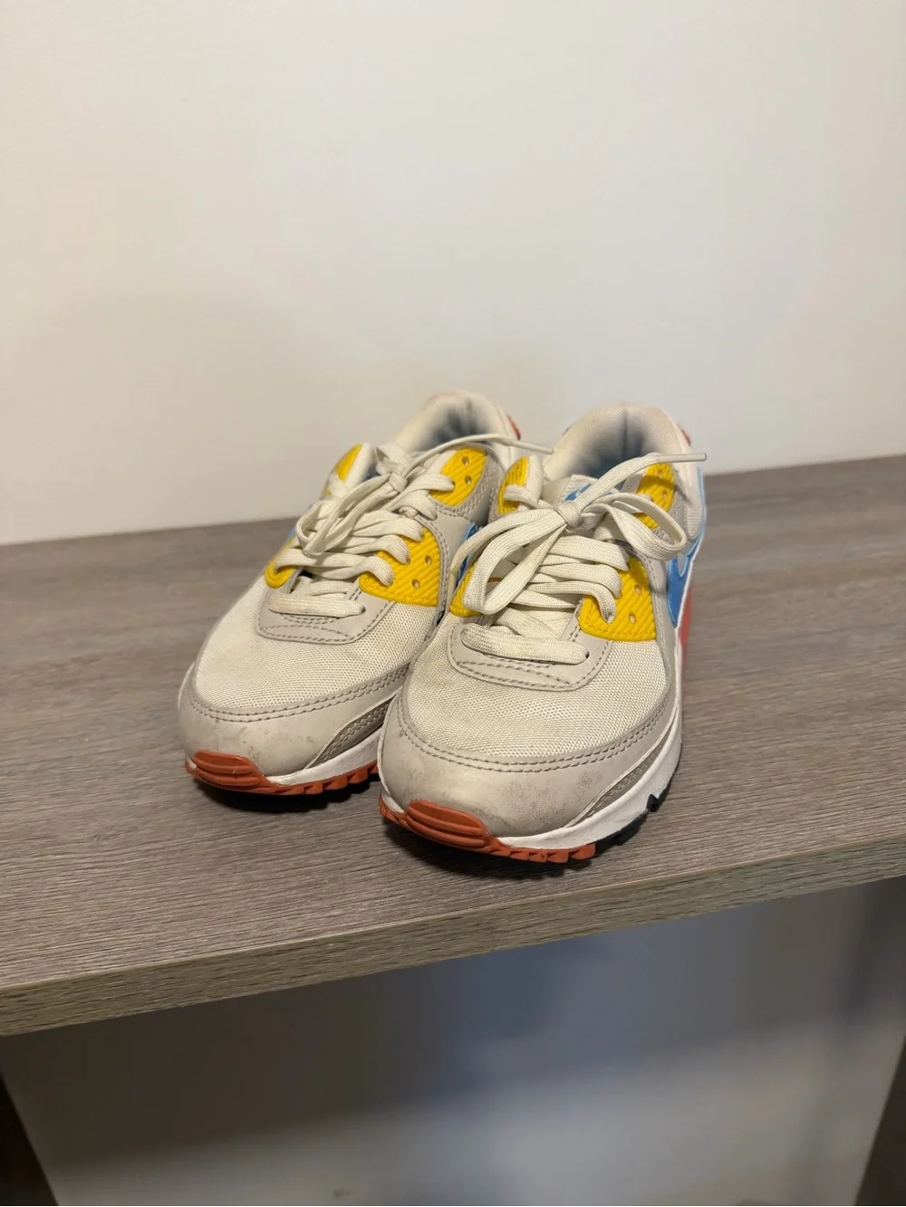 Nike classic silhouette