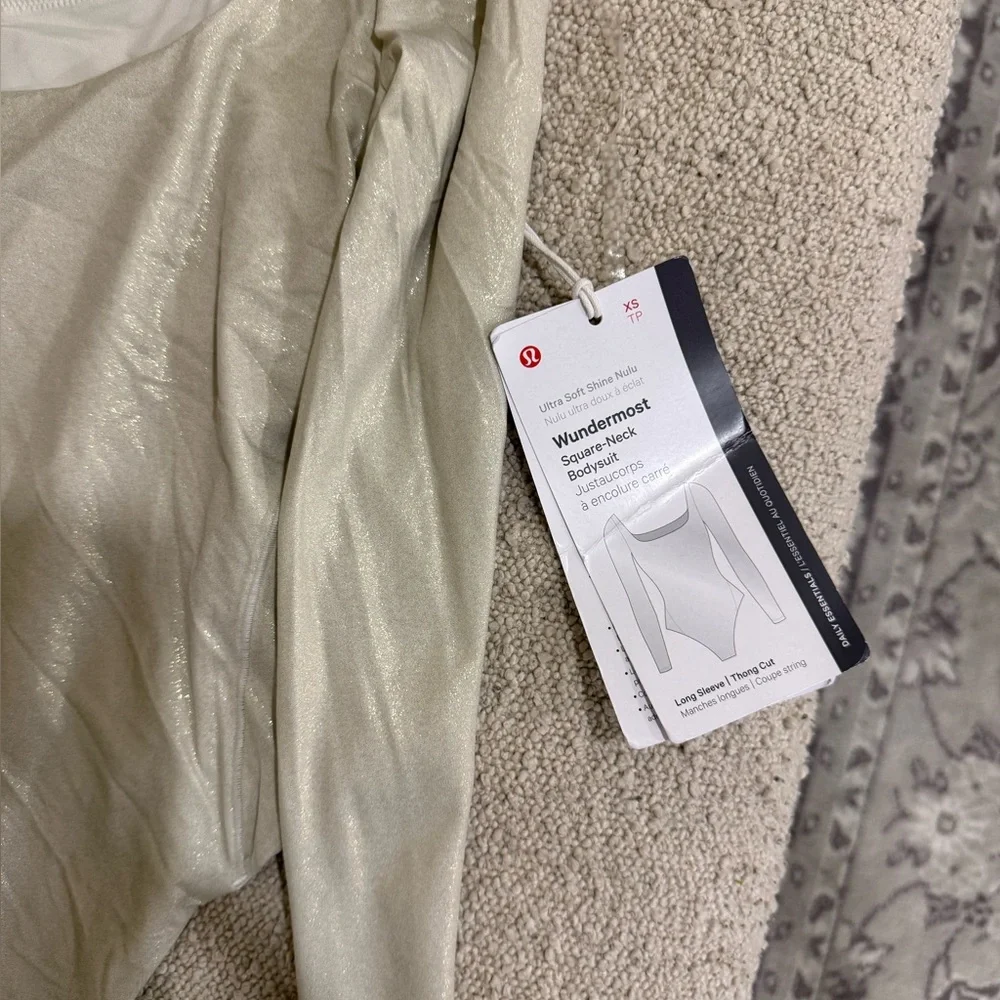 lululemon athletica size xs