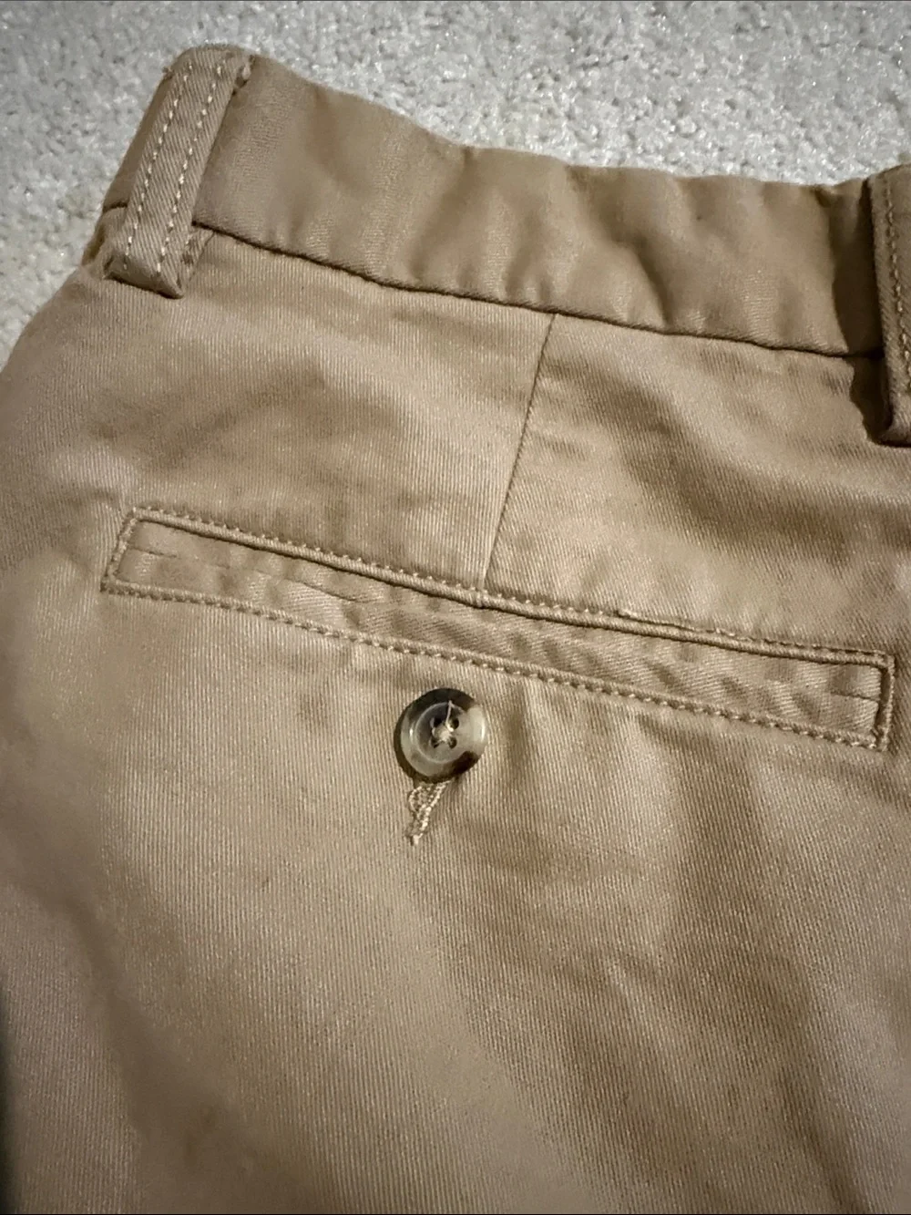 Old Navy pockets easy khaki
