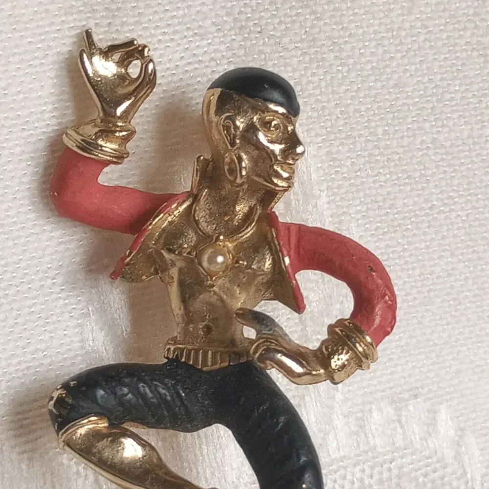 Sarah Coventry male figure