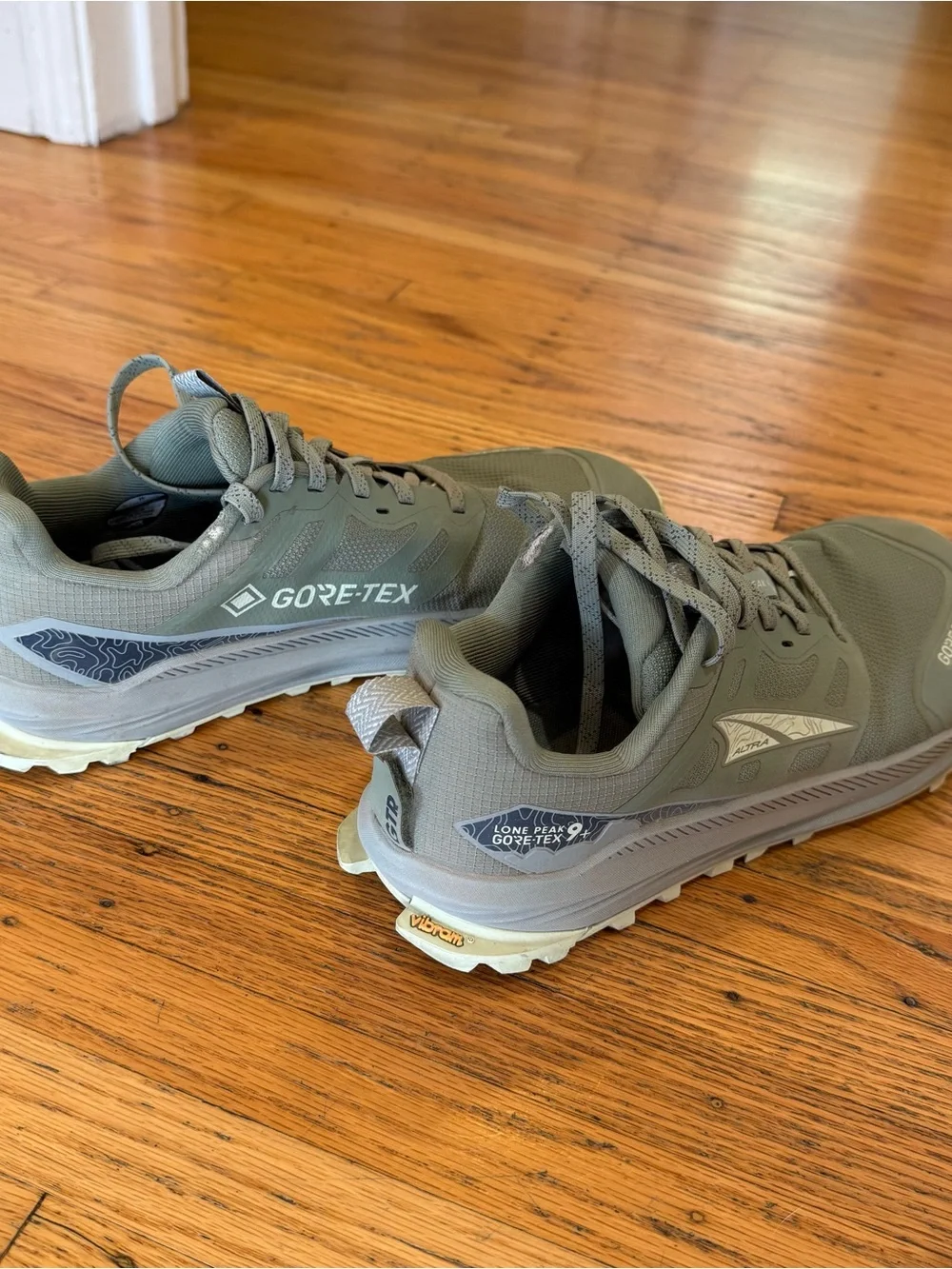 Altra Women's Lone Peak 9+ GTX