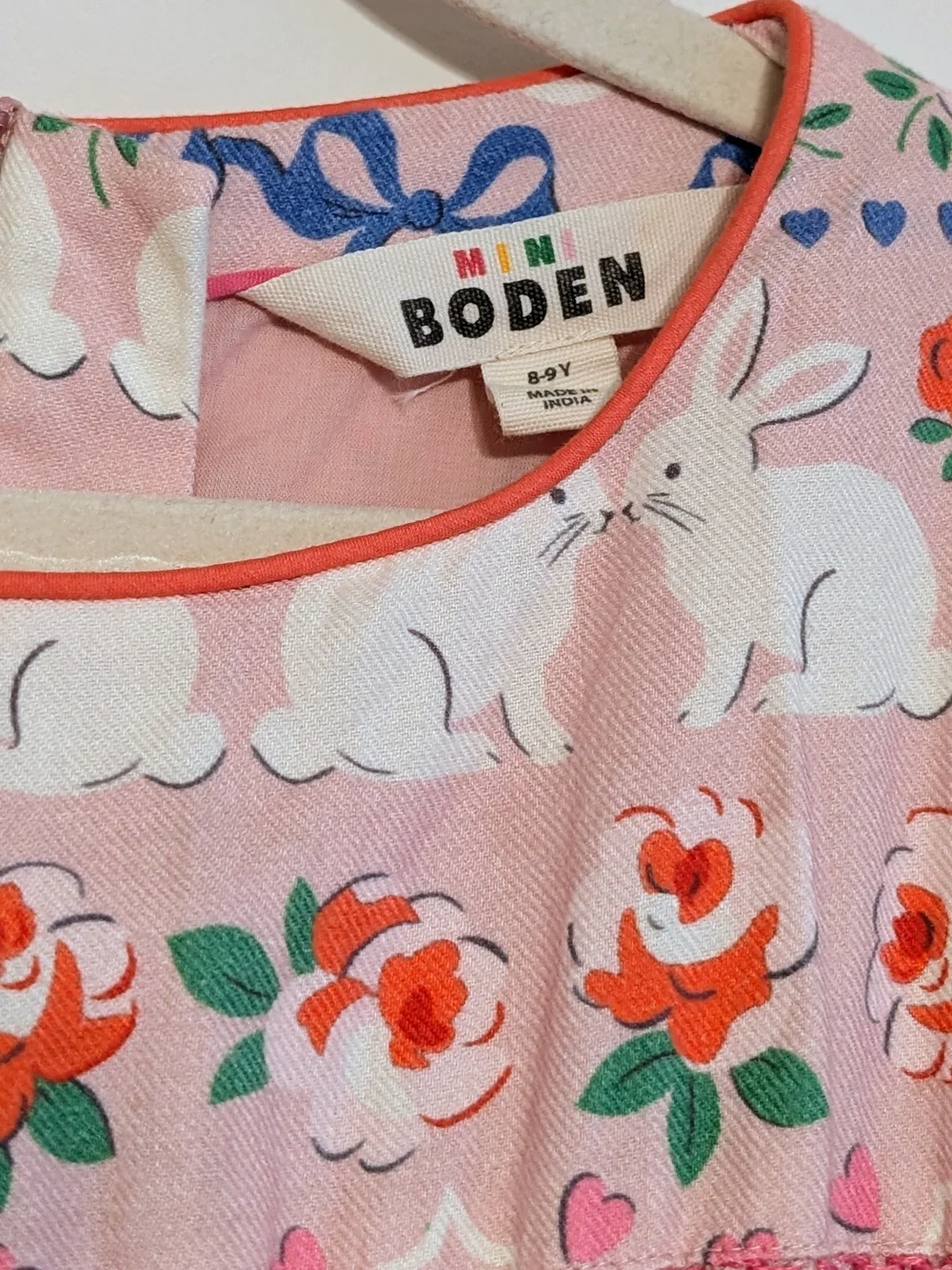 Mini Boden cute smocked