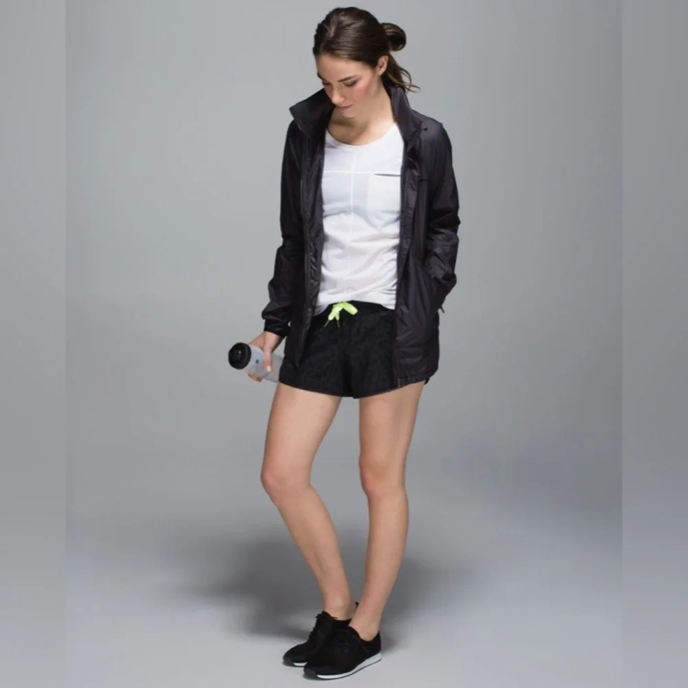 lululemon athletica lululemon seek