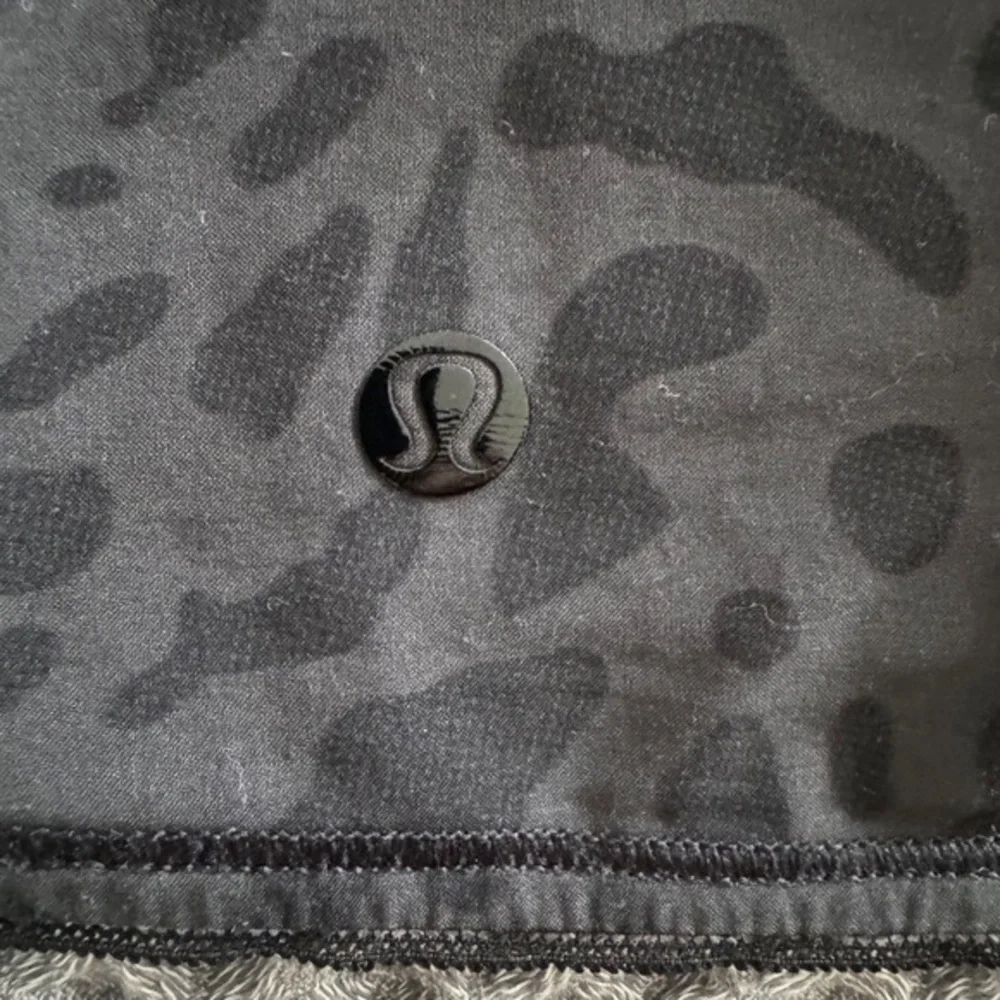 lululemon athletica lululemon seek