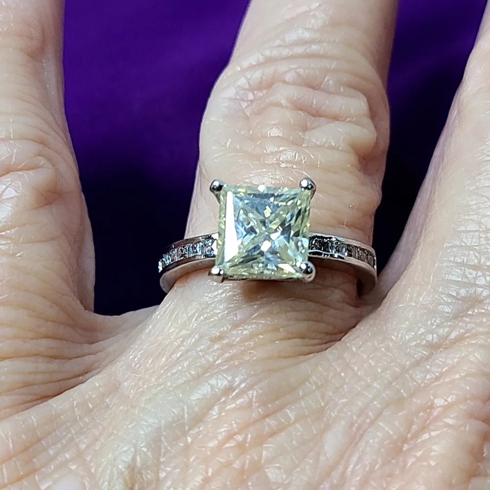 Moissanite princess gorgeous