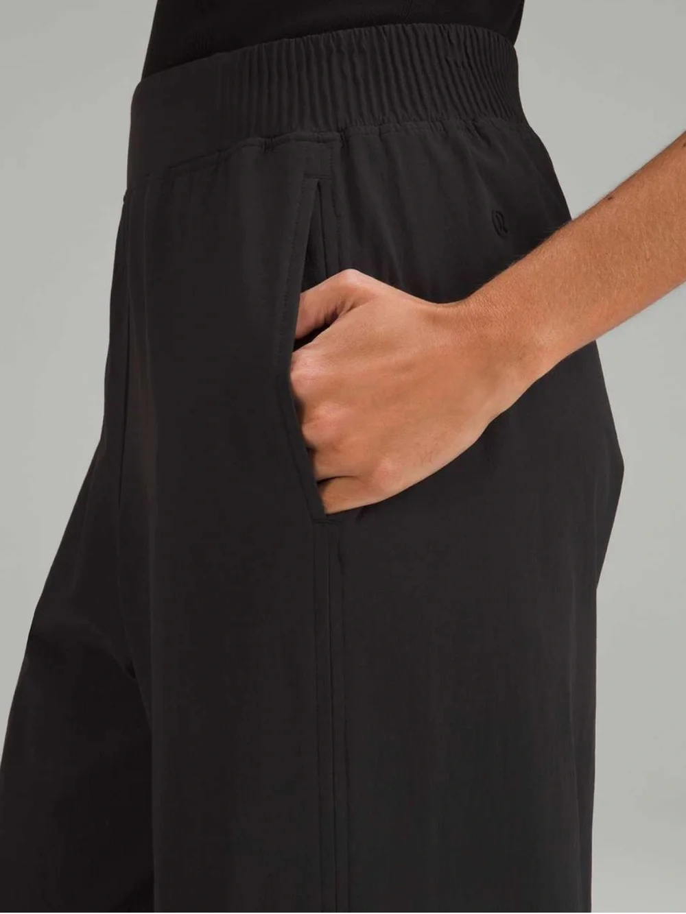 Lululemon Stretch Woven Wide-Leg High-Rise Pant Size Medium Black