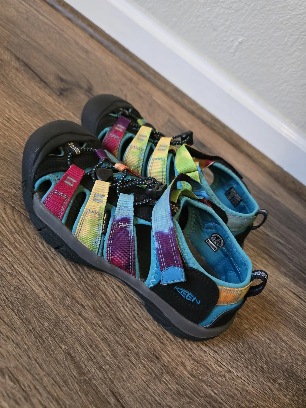 KEEN Kids' Newport H2 Multicolor Closed-Toe Sandals - Rainbow