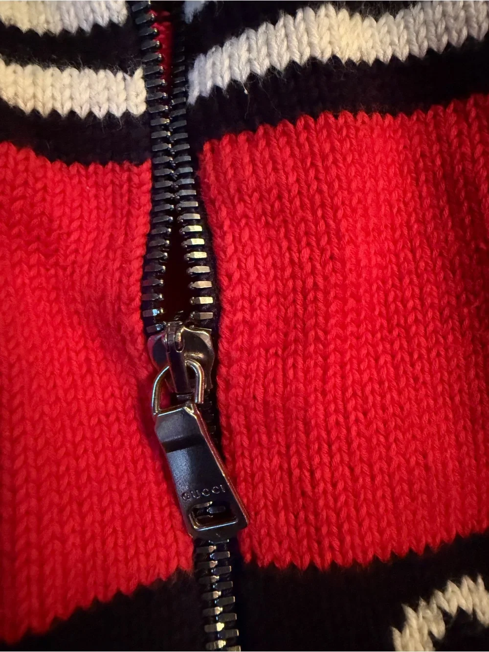 Gucci designer zip