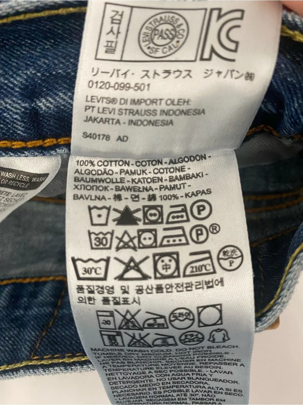Levis jeans have