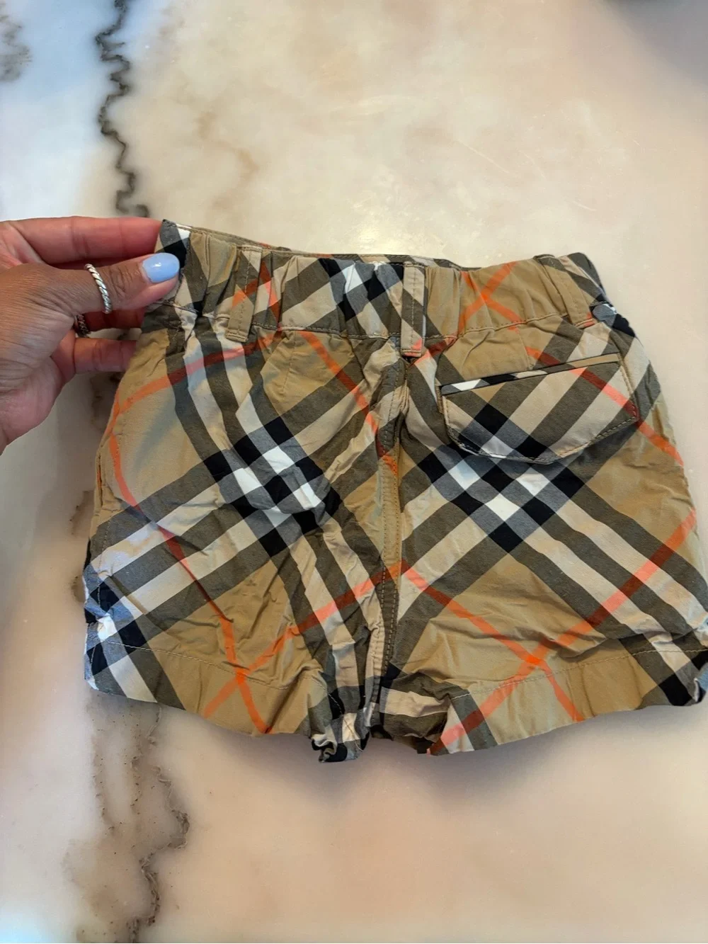 Burberry classic plaid