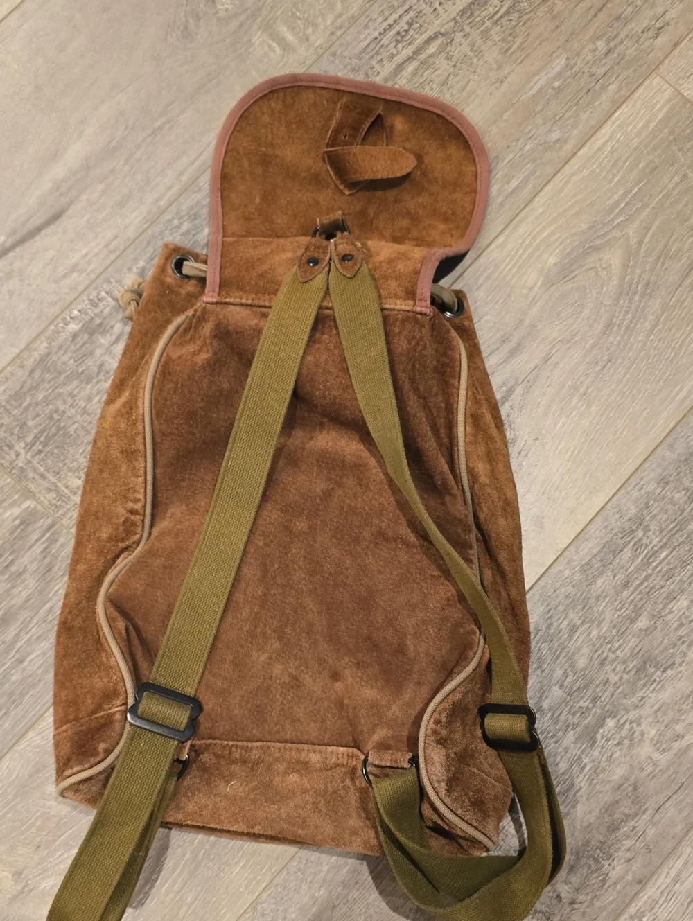N/A stylish brown