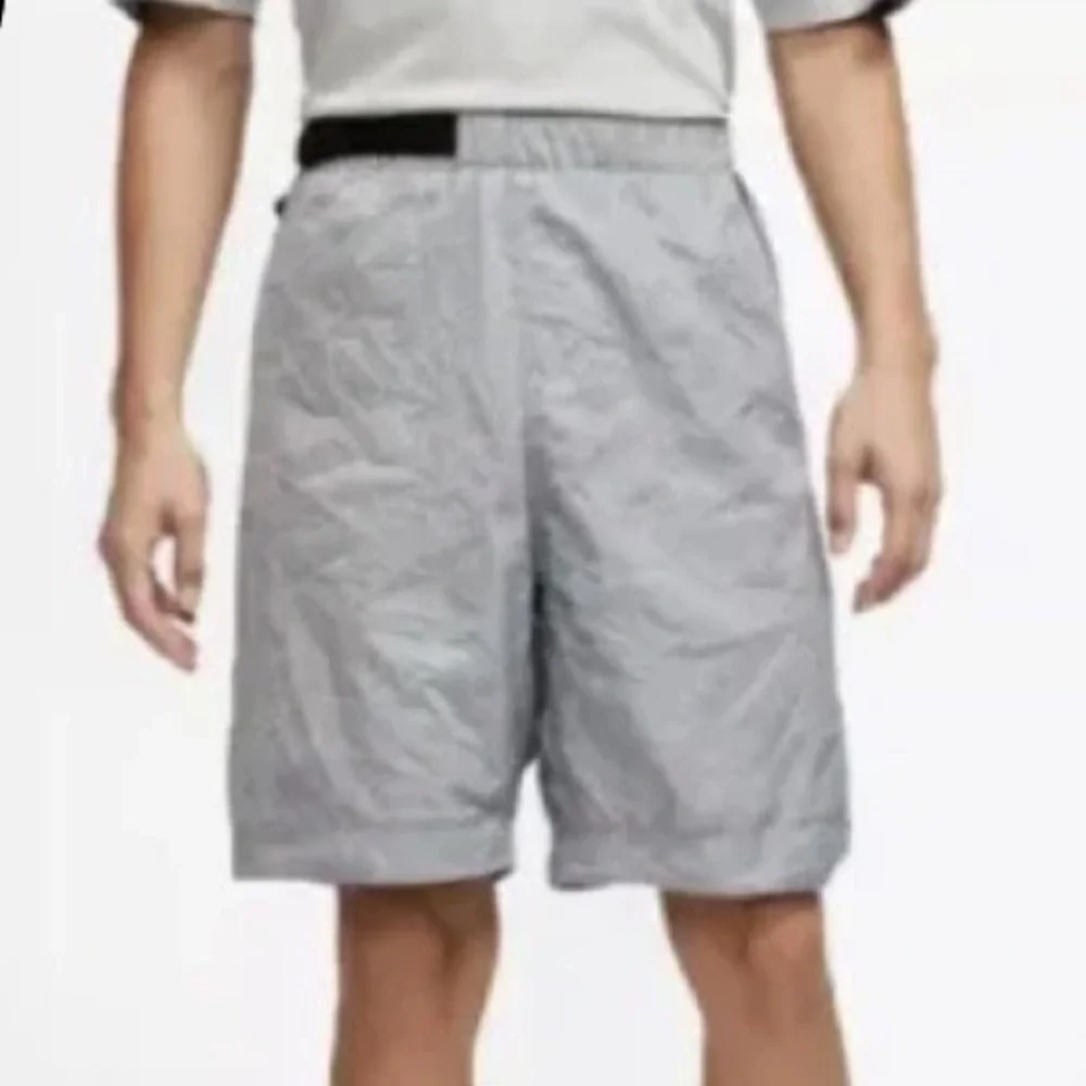 Nike Sportswear Tech Pack 9” Nylon Gray Crinkle Shorts CJ5188-073 XL