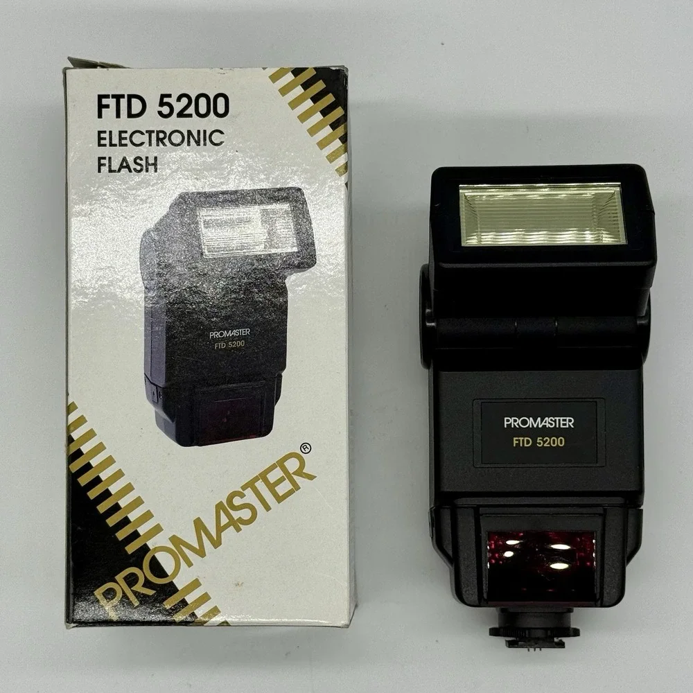 ProMaster FTD 5200 Camera Flash‎ No Module See Note Shoe Mount