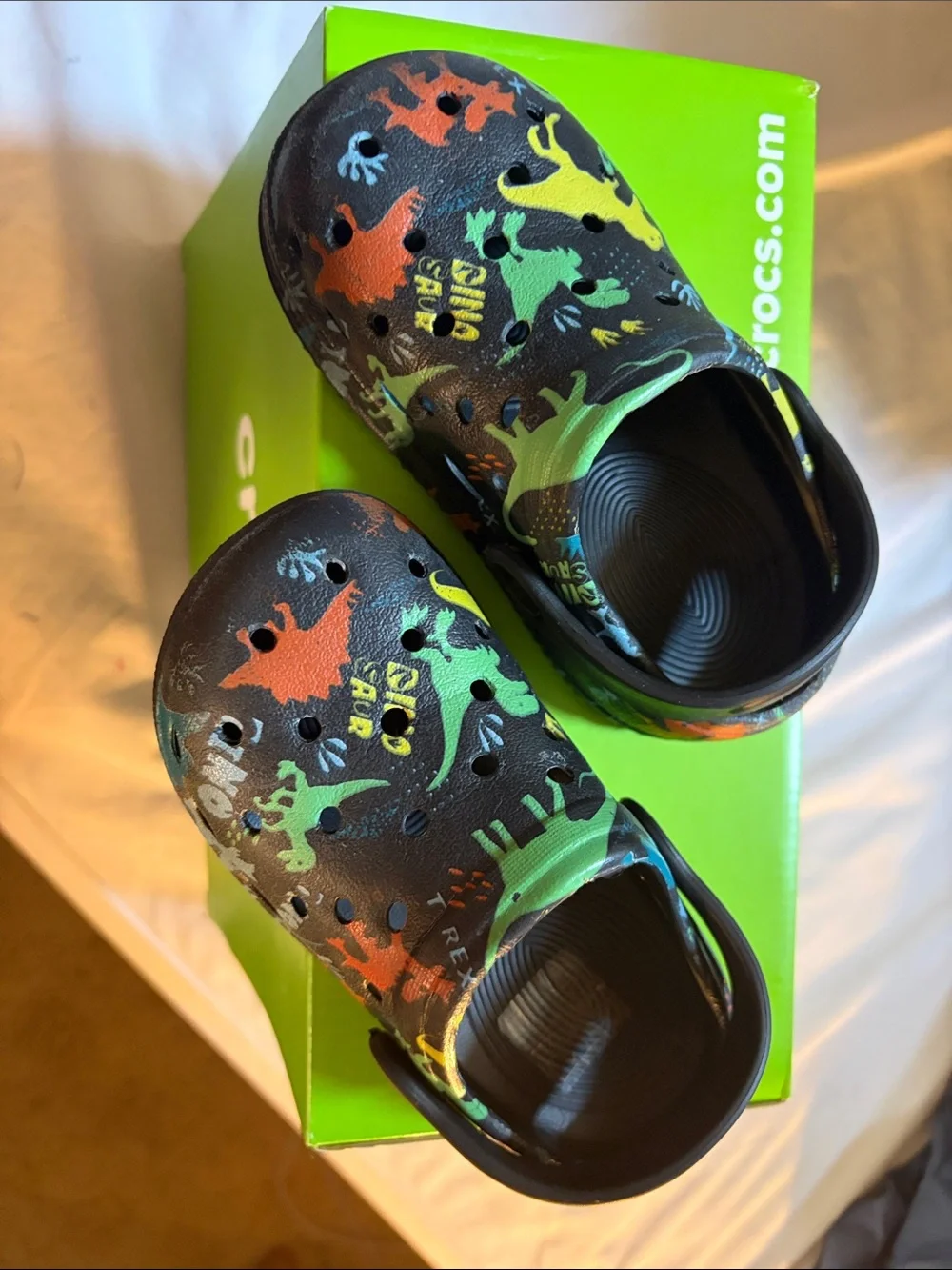 CROCS two pairs