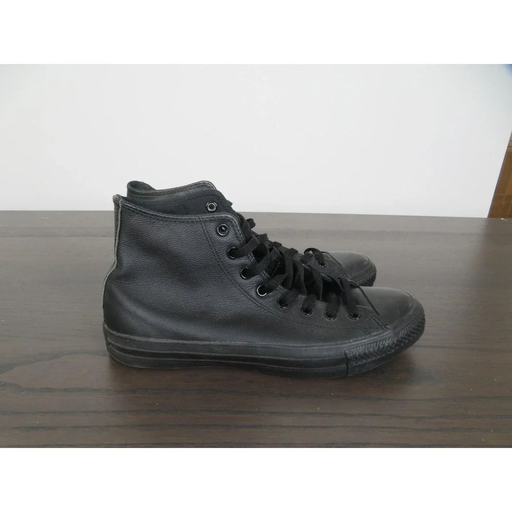 Converse Chuck Taylor All Star Shoes Mens 11 Black Leather High Sneakers 1T405