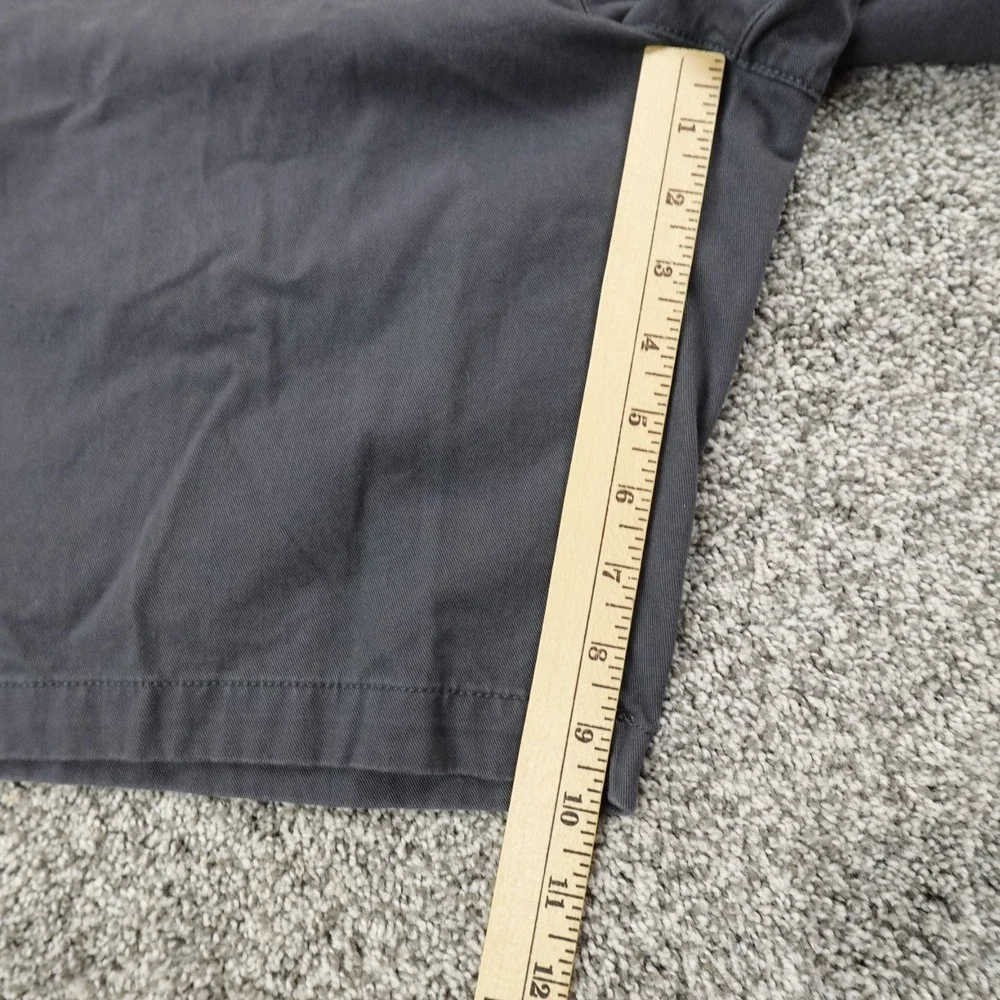 Eddie‎ Bauer Shorts Mens 34 Gray Chino Hiking Outdoor Flat Front Trail Camp Trek