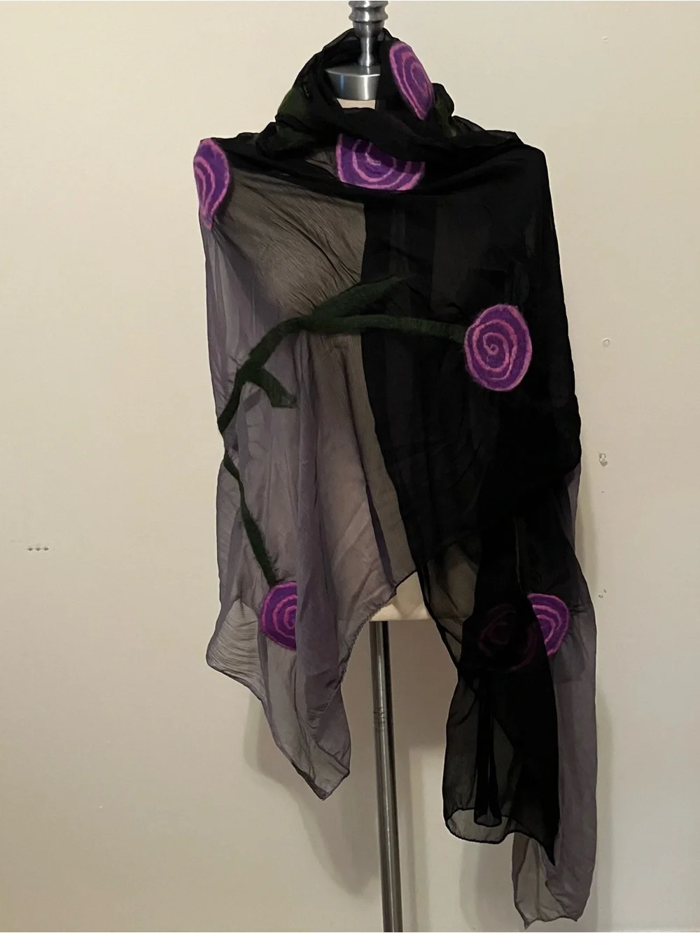 Women’s Nuno Felted Wool Flowers Black Gray Scarf Shawl Lagenlook Artsy 30 X 64