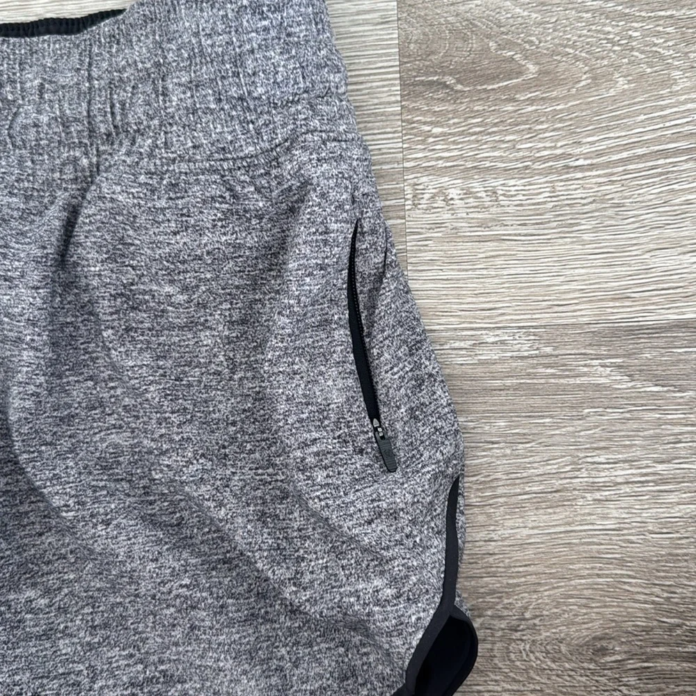 lululemon athletica lightweight athletic