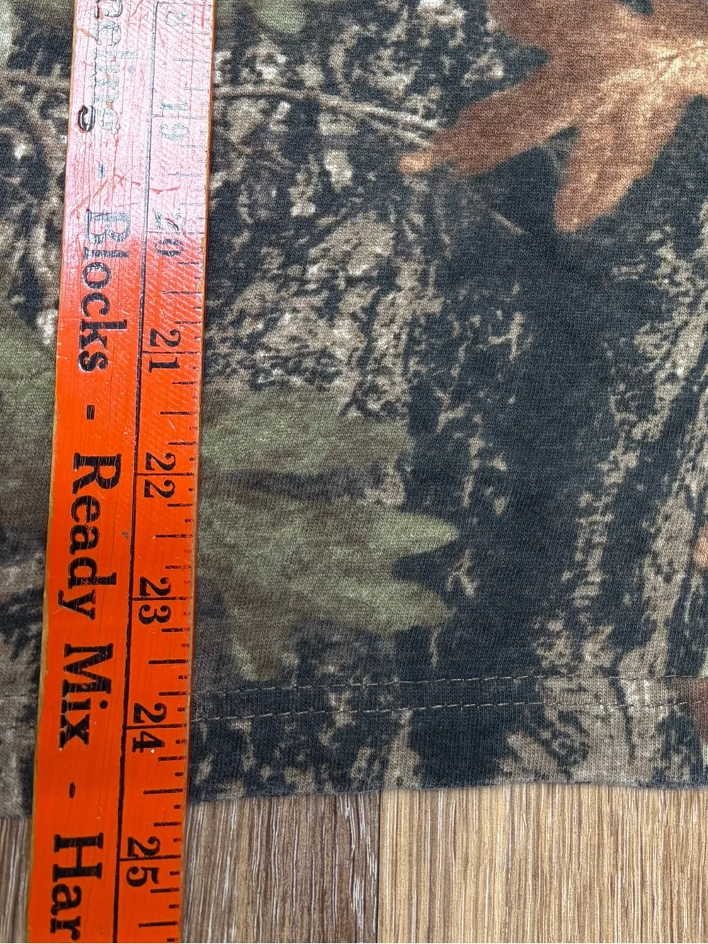 Vintage  Long-Sleeve Camo Michigan Tee - Green & Brown