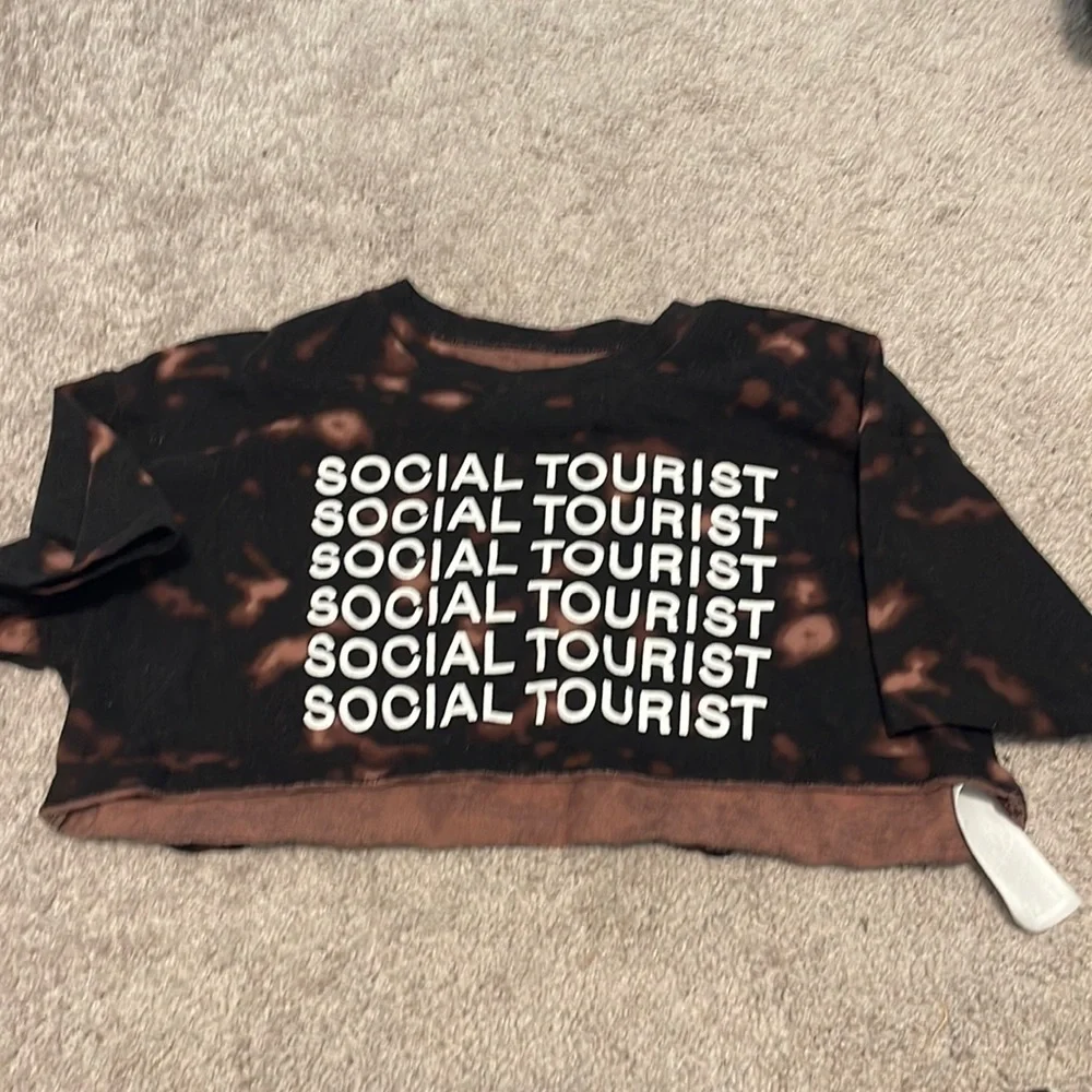 Charli D’amelio Social Tourist Crop Top