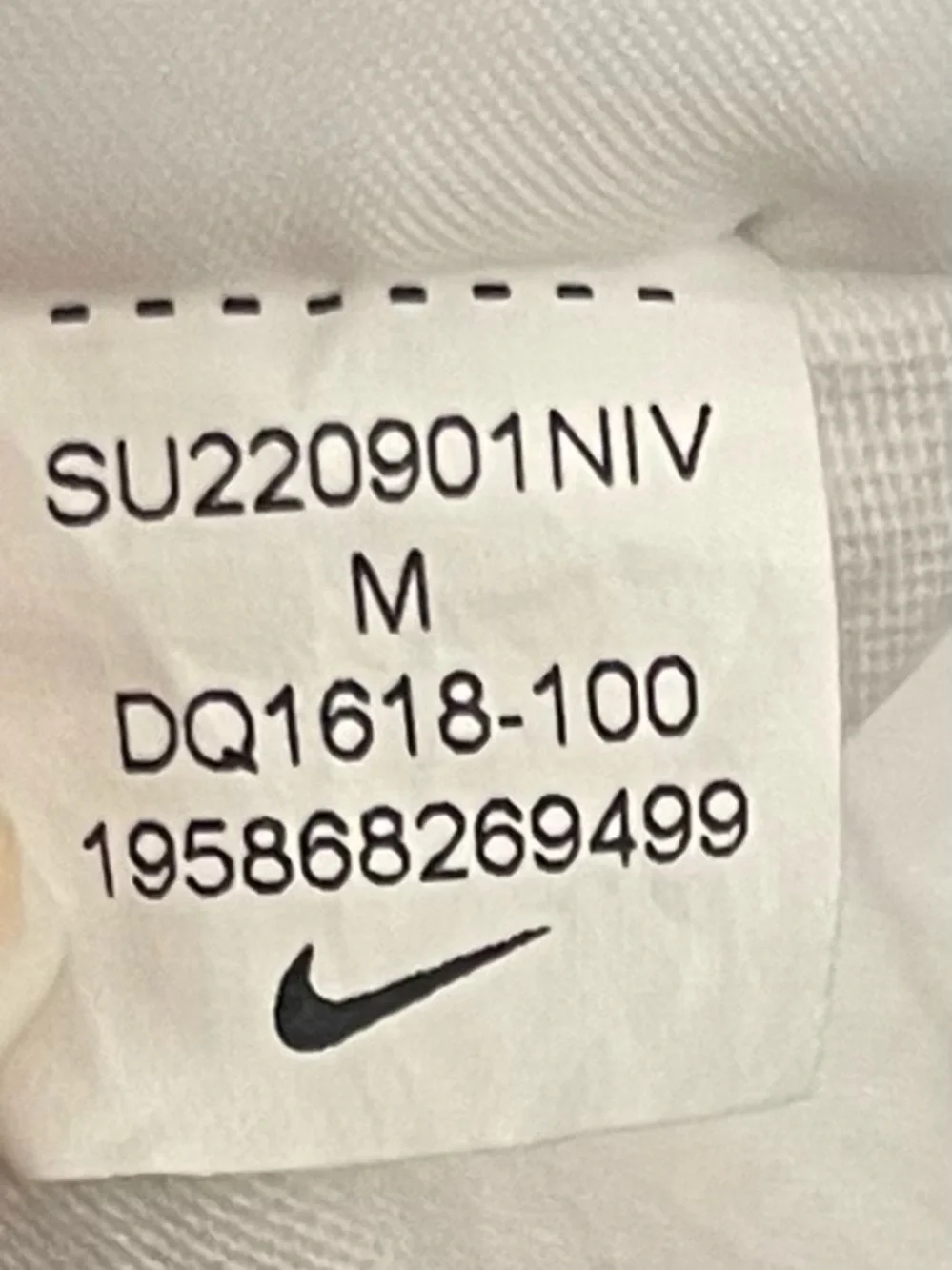 Nike Women’s White Florida Gators Cropped Long-Sleeve T-Shirt, Size M