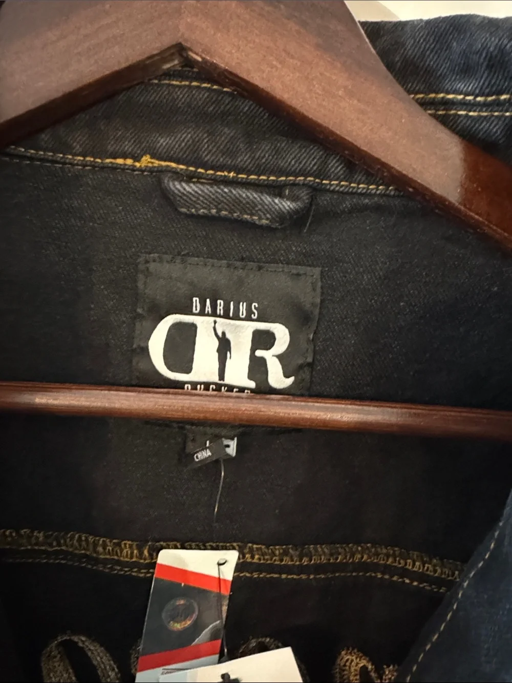 Darius Rucker durable black