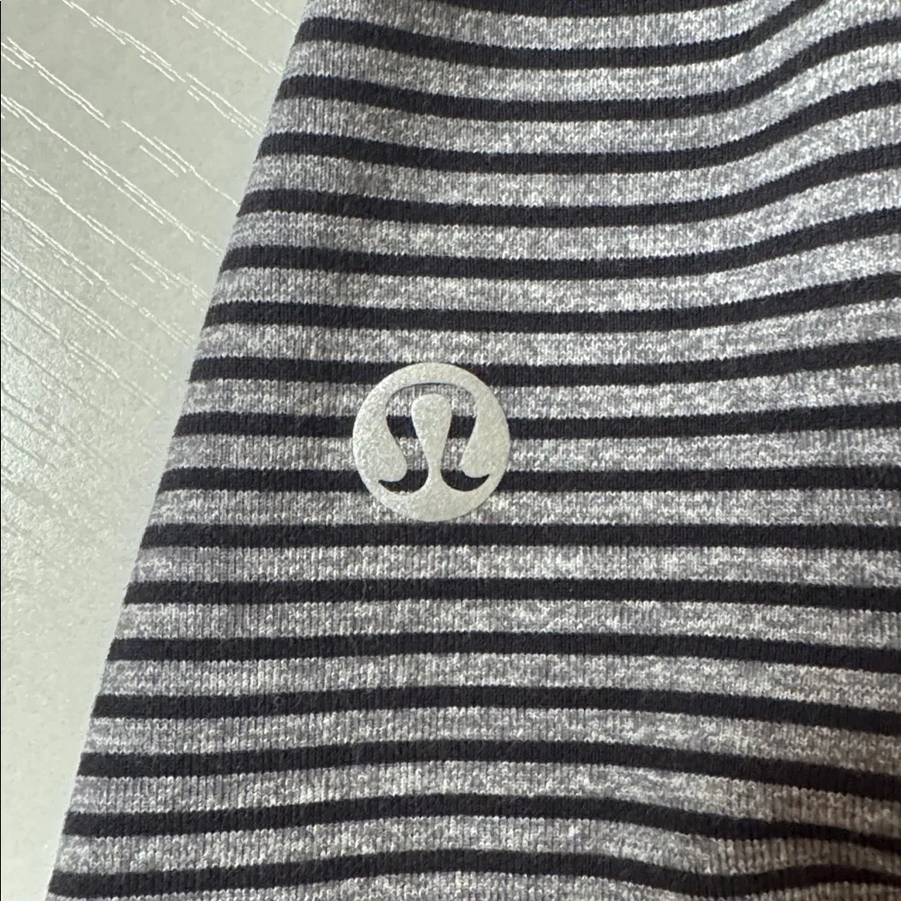lululemon athletica nwot never