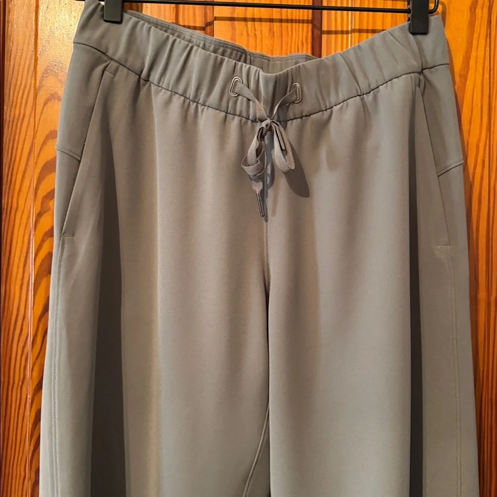 lululemon athletica quick loved