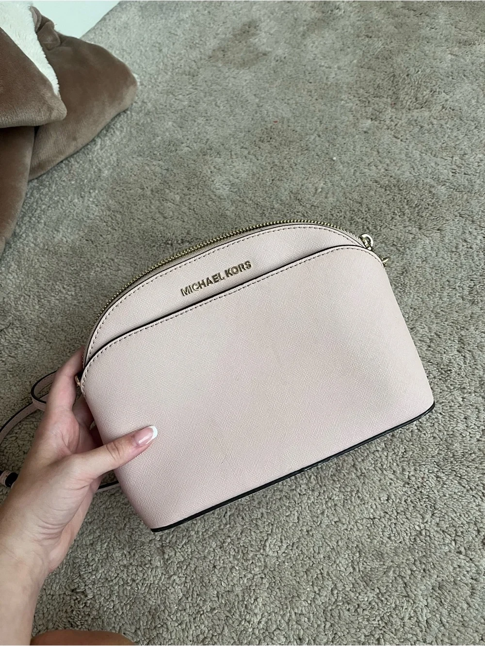 MICHAEL KORS Blush Dome Crossbody with Gold Hardware