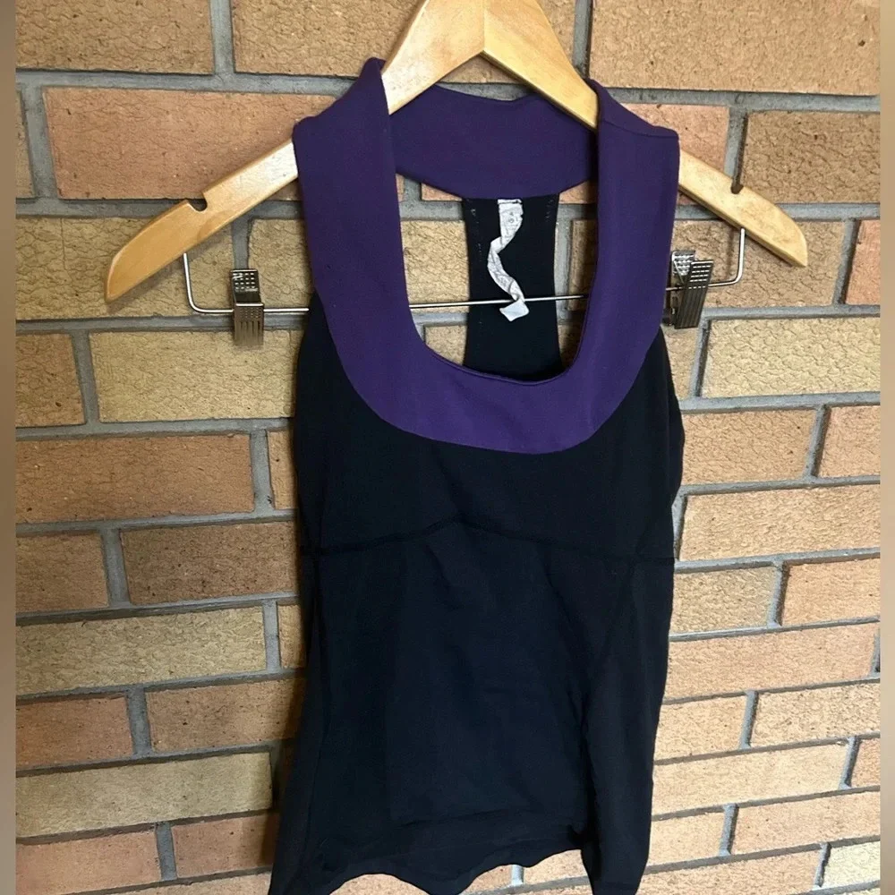 Lululemon Thick Strap Scoop Neck Halter Tank Top Black & Purple Size 4