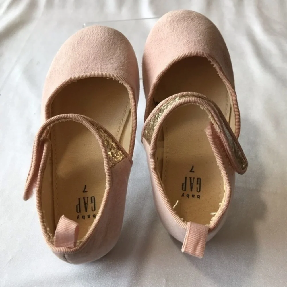 GAP dress shoes