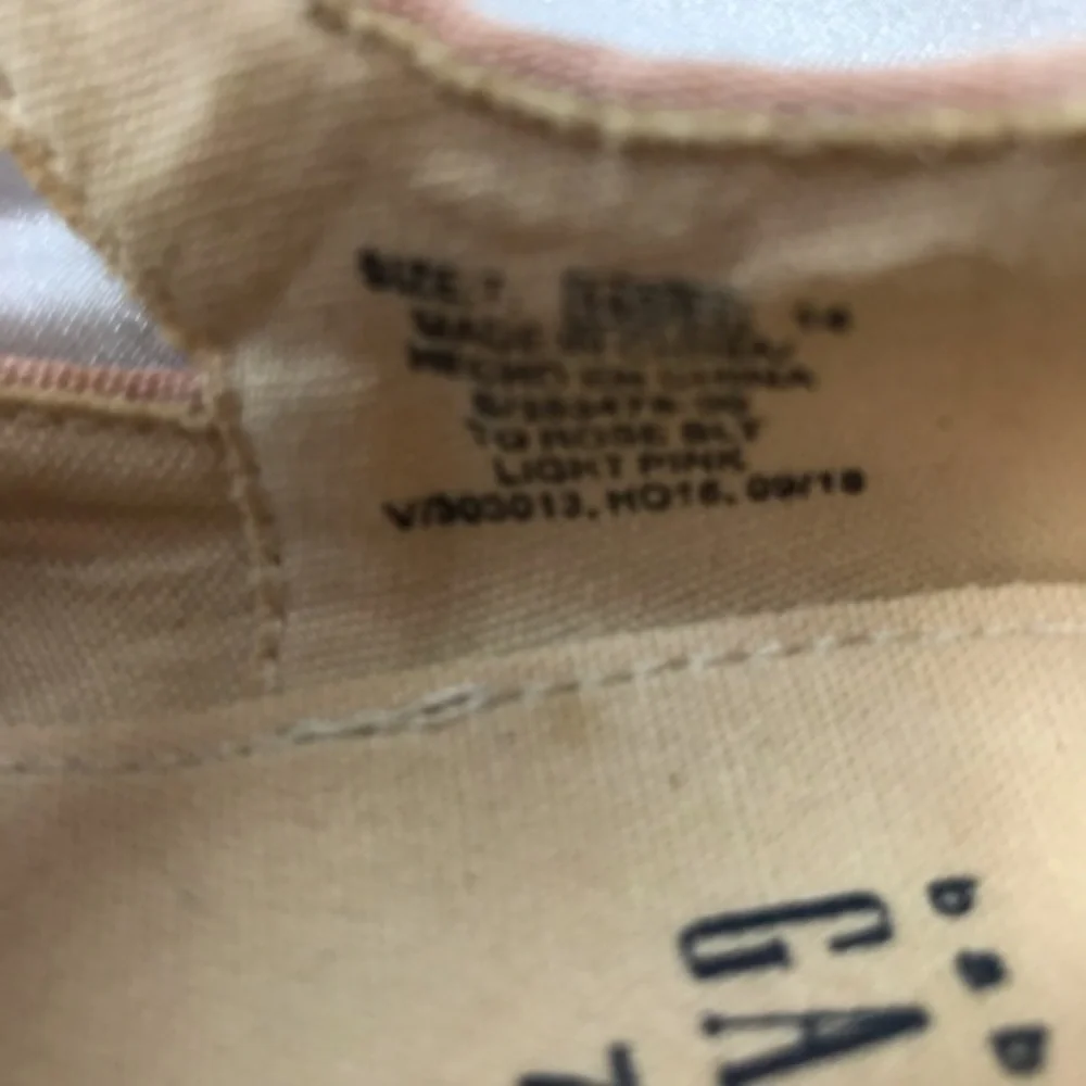 GAP dress shoes