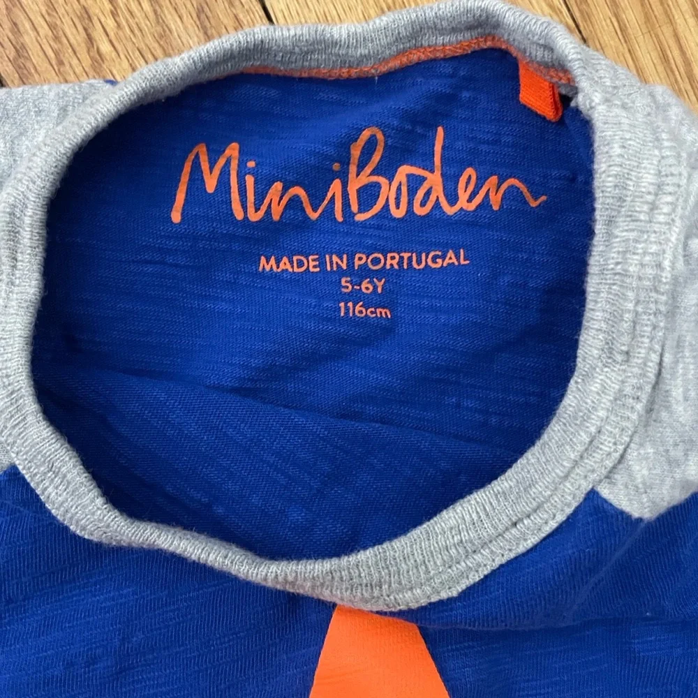 Mini Boden Blue Raglan Tee with Orange Star