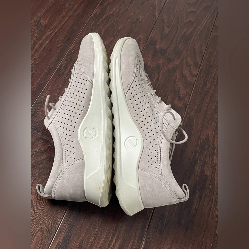 Ecco size womens