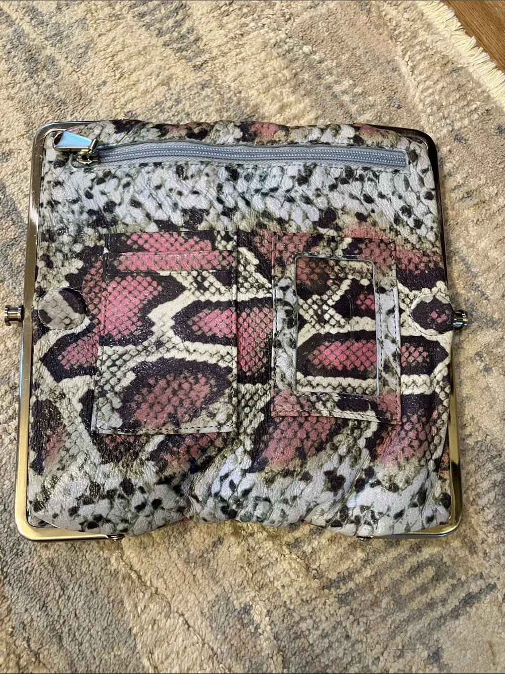 HOBO eye catching