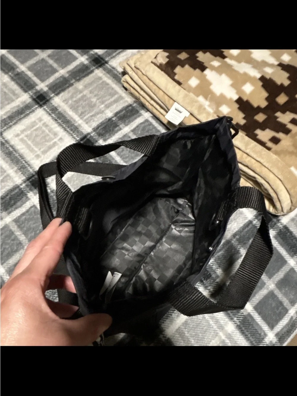 Vans versatile tote