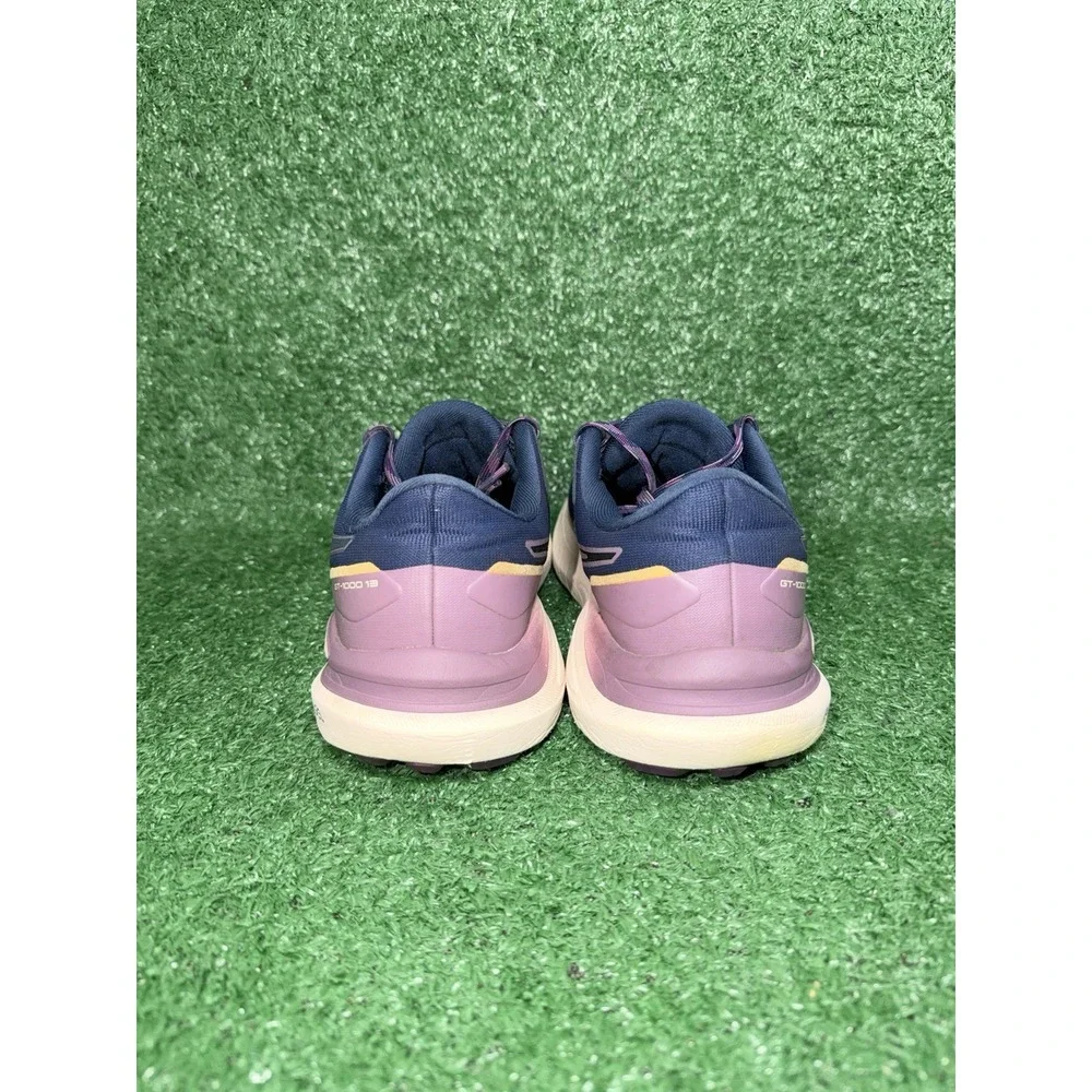 Asics closely sneakers