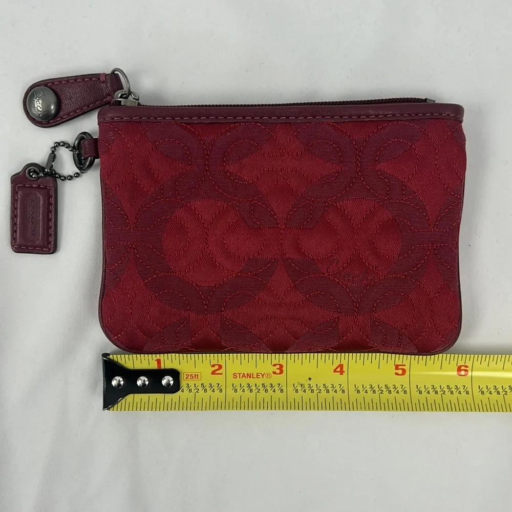Coach compact clutch
