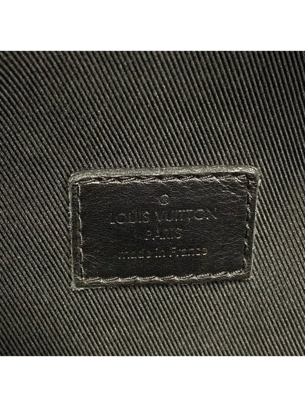 Louis Vuitton category waist
