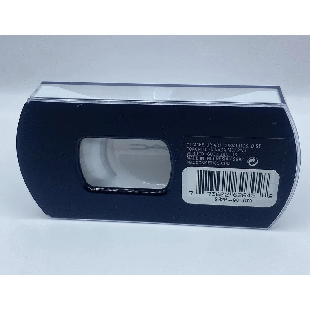 MAC COSMETICS #70 False Eyelashes New