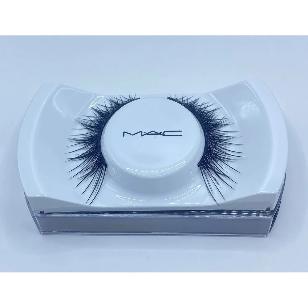 MAC COSMETICS #70 False Eyelashes New