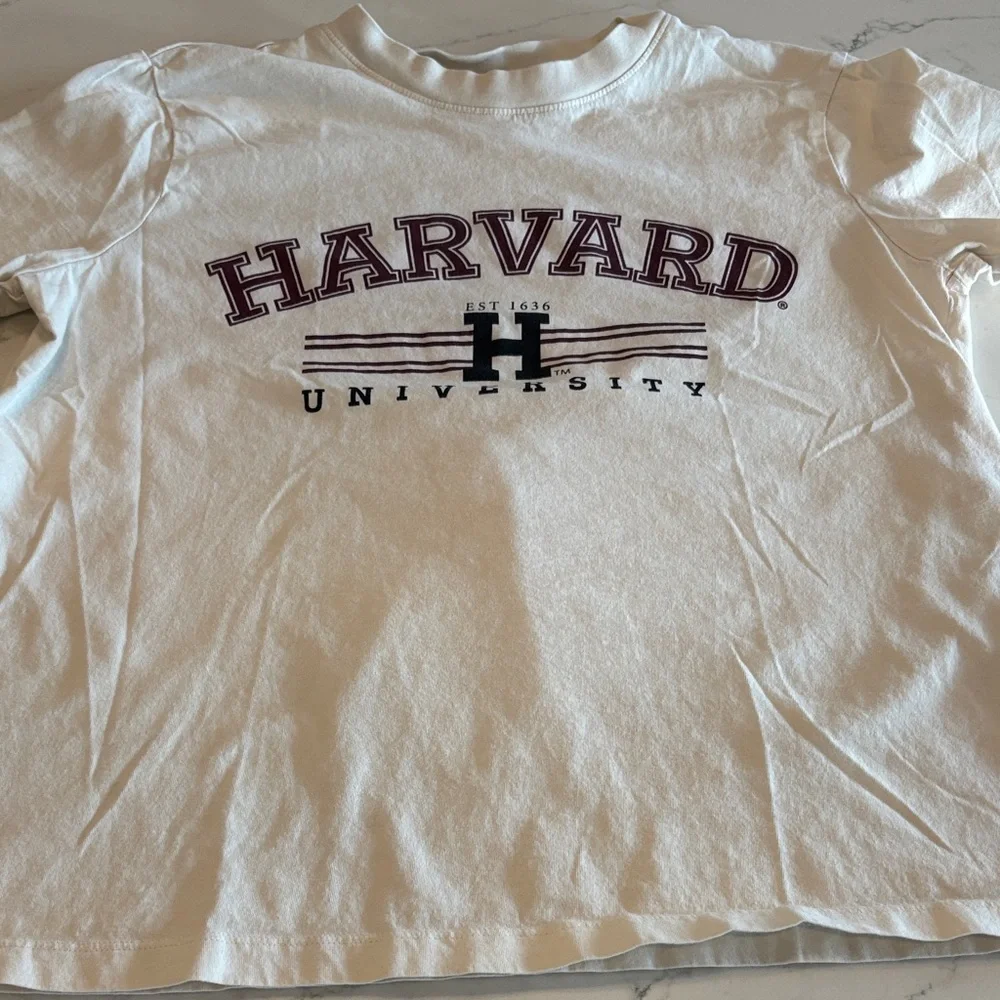 H&M college team