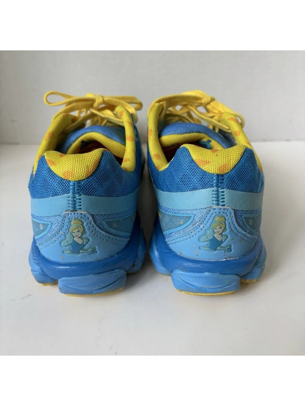 New Balance women new