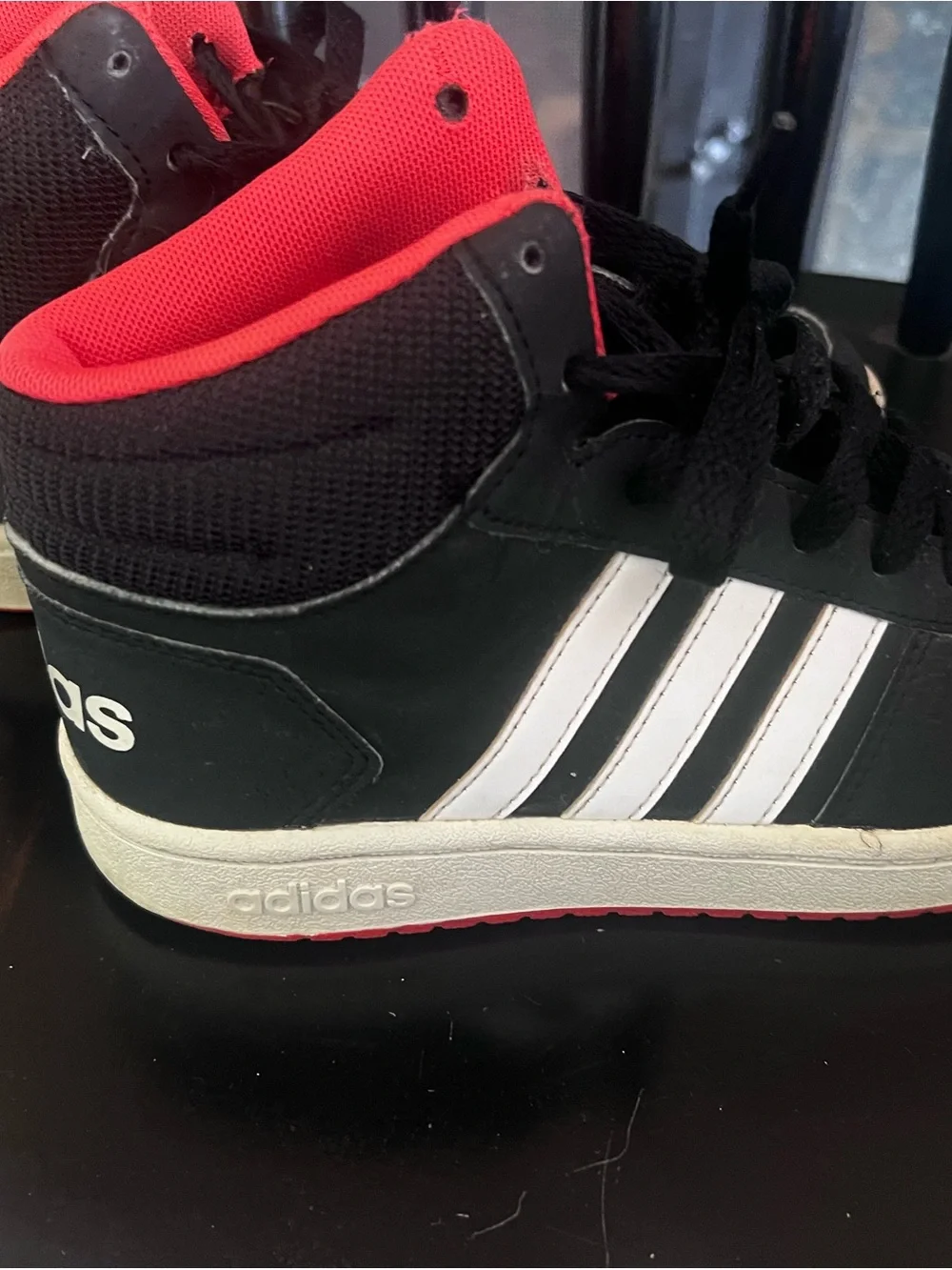 adidas classic hoops