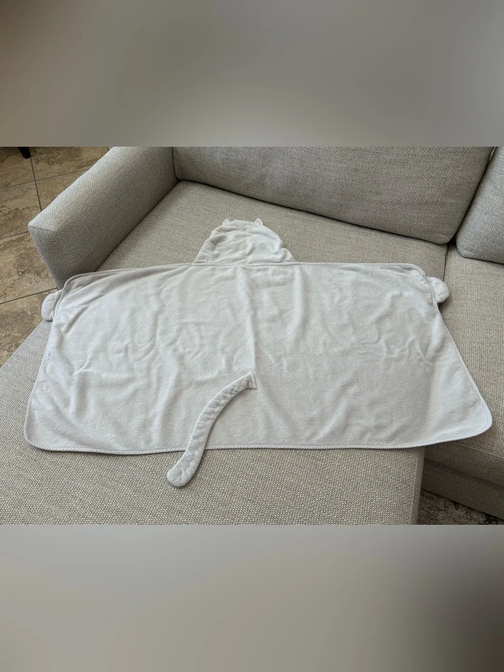 Pillowfort hooded towel