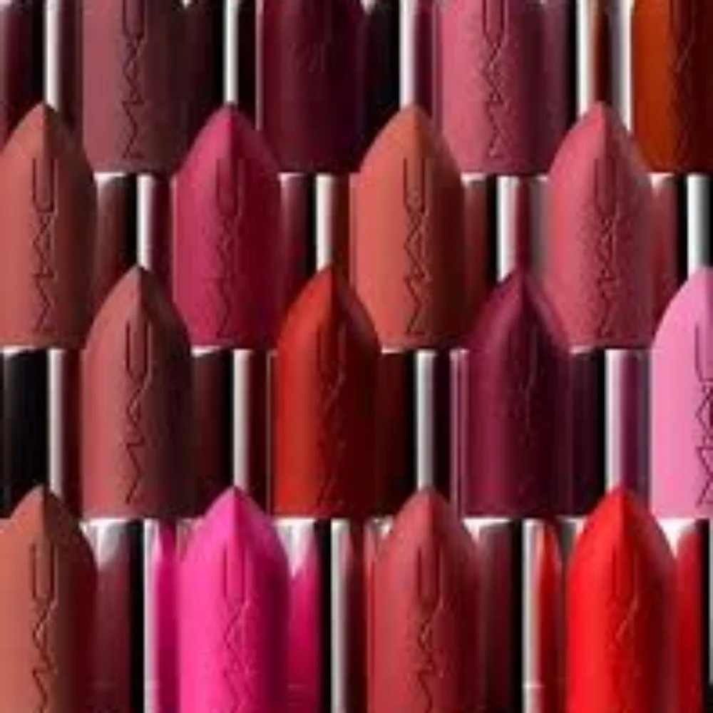M•A•CXIMAL Sleek Satin Lipstick Call It Cozy Caramel Brand New in Box