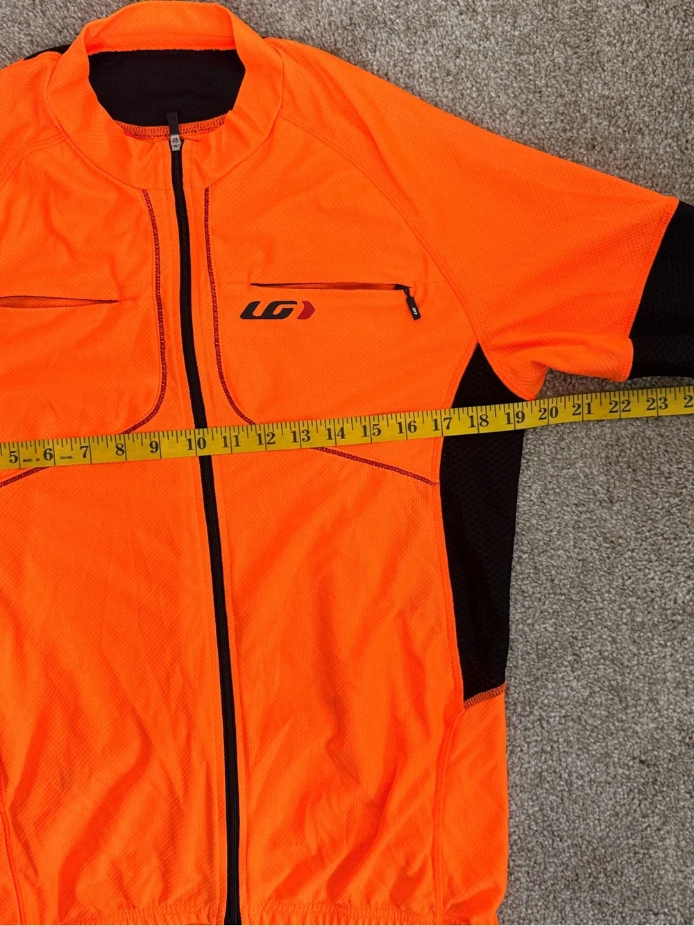 Louis Garneau light orange chest