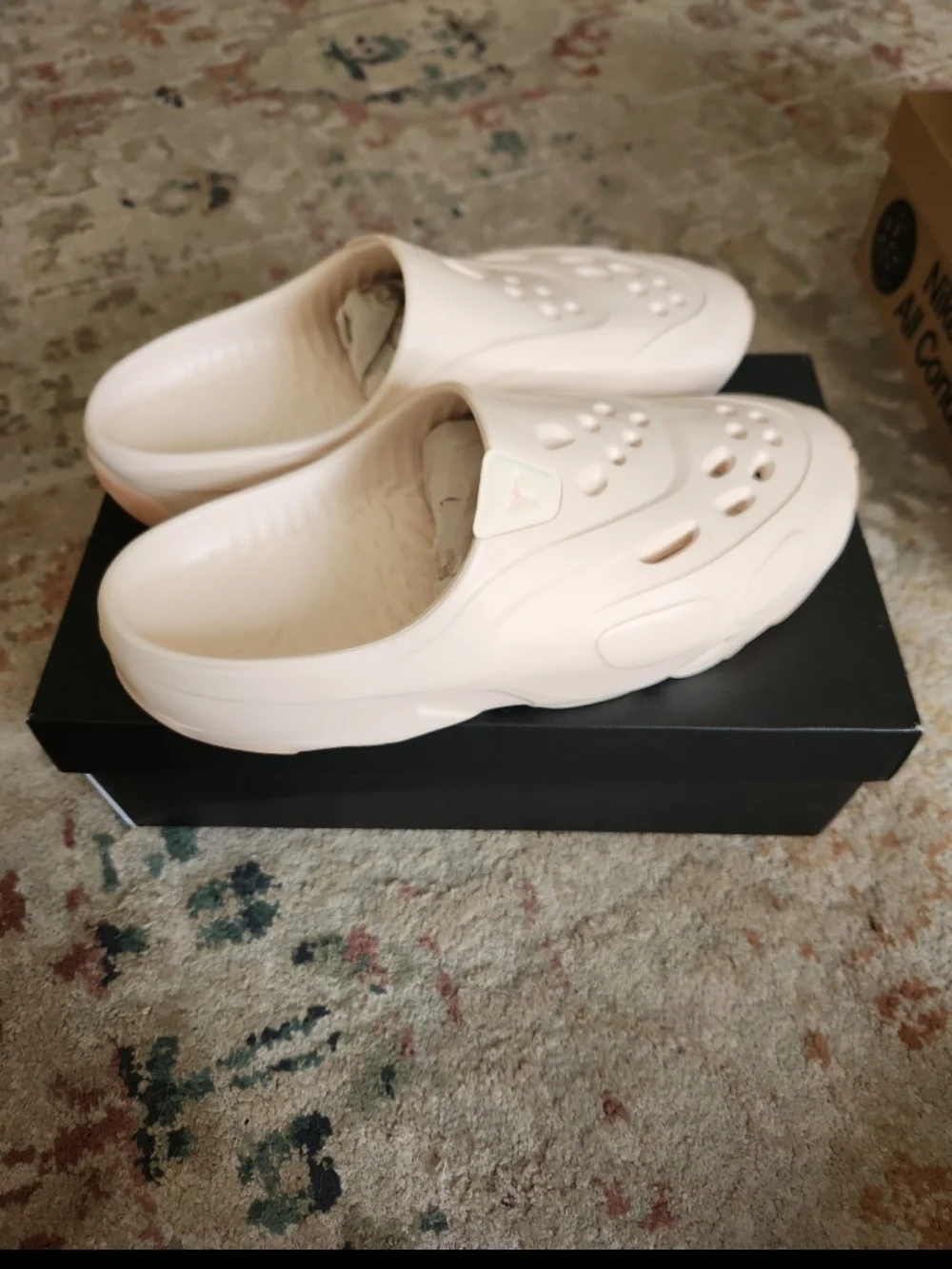 Jordan slip foam