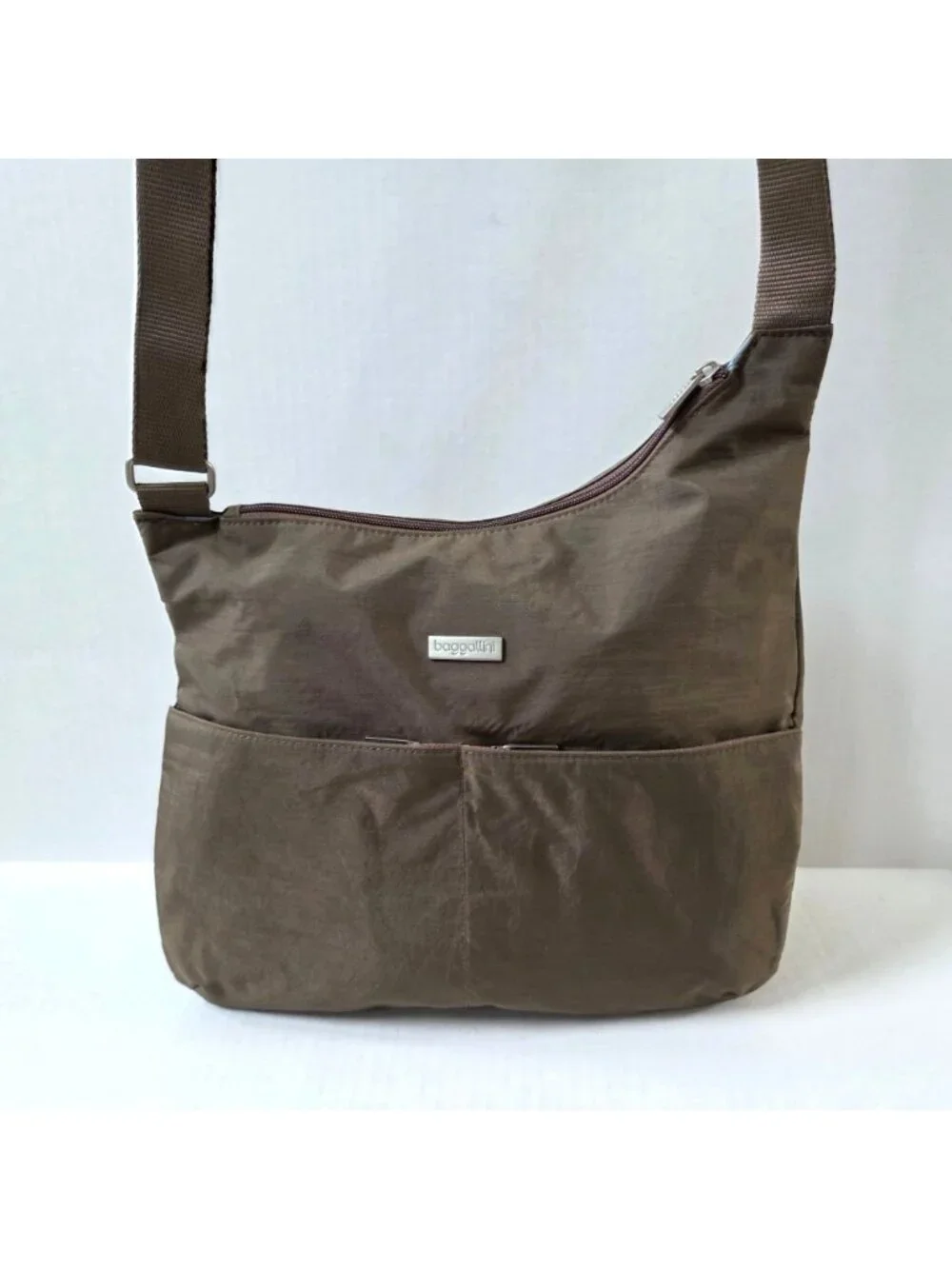 Baggallini purse brown