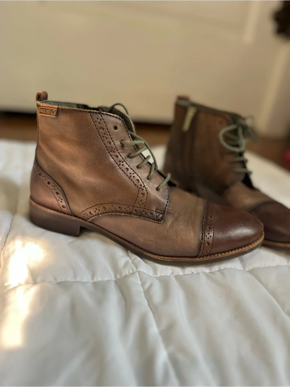 PIKOLINOS adjustable wear